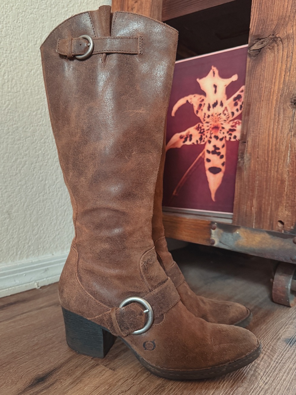 Born Brown Distressed Suede Leather Knee High Boots Buckle Zip Women’s 8